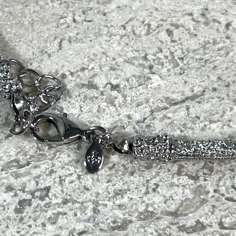 PREMIER DESIGNS Retired Heirloom Choker Silver
Tone Necklace with crysta… - Picture 5 of 5